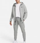 Die Nike Sportswear Tech Fleece Jogginghose – Flott unterwegs zum unschlagbaren Angebot!